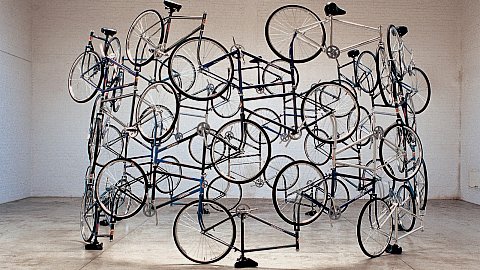 Ai Weiwei, Forever, 2003, 42 Bicyclettes © Metropolis Magazine