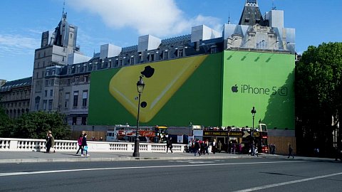 Publicité Apple sur le Palais de justice, quai des Orfèvres © DR