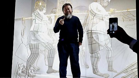 Ai Weiwei au Bon Marché © Patrick Kovarik / AFP