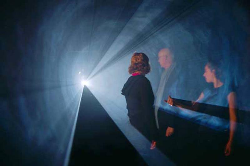 Anthony McCall, Line describing a cone, 1973 © Anthony McCall