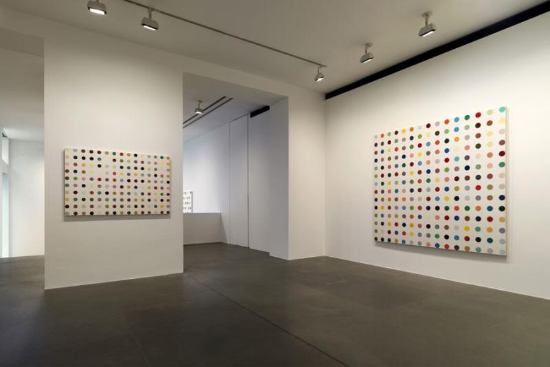Installation view ’DAMIEN HIRST: The Complete Spot Paintings  1986–2011’ © Photo by Matteo Piazza