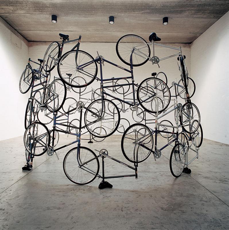 Ai Weiwei, Forever Bicycles vendue pour 730 294$ par Sotheby’s Hong Kong © DR