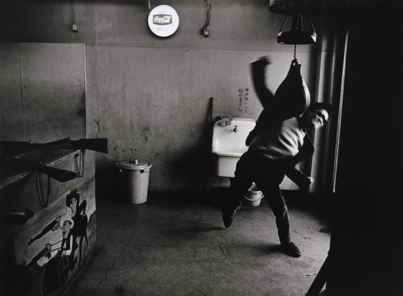 Tōmatsu Shōmei, Editor, Takuma Nakahira, Shinjuku, Tokyo, 1964 © Tōmatsu Shōmei – INTERFACE / Collection of The Art Institute of Chicago