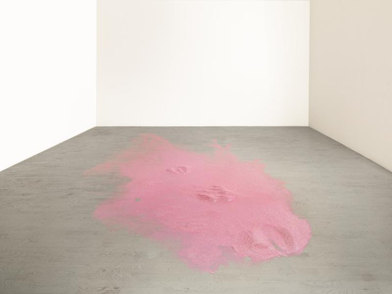 Ann Veronica Janssens, Pink Glitter, 2016 / Vue de l’exposition à la Galleria Alfonso Artiaco, Naples © © Luciano Romano