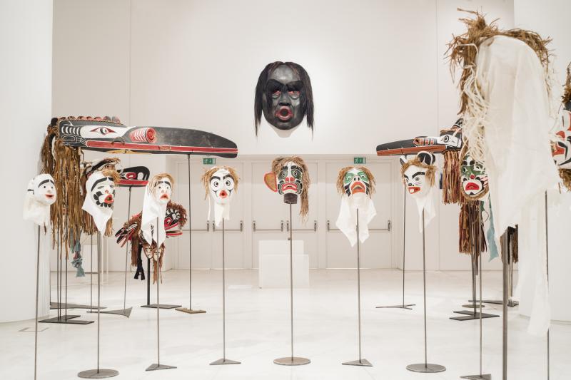 Beau Dick, Twenty-two masks from the series ”Atlakim”, 1990–2012 / installation, EMST-National Museum of Contemporary Art, Athens, documenta 14 © Photo: Mathias Völzke